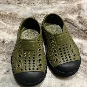 Native C4 toddler excellent condition